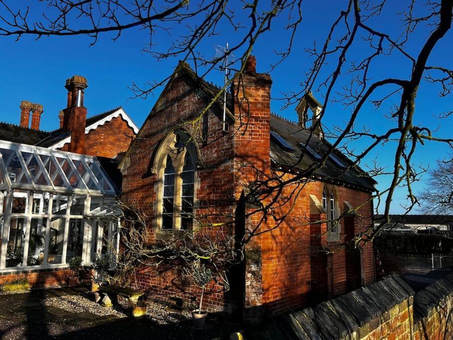 Tibberton The Old School House Retreat公寓 外观 照片