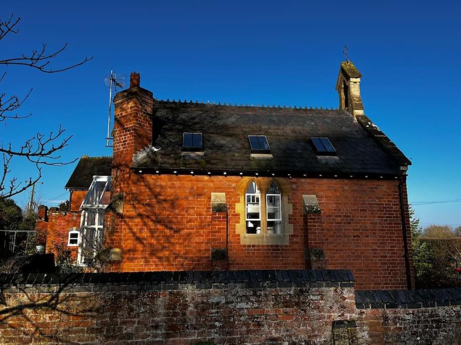 Tibberton The Old School House Retreat公寓 外观 照片